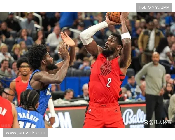 艾顿开拓者生涯：场均 15+10 高效两双却遭买断，内线支柱为何成重建牺牲品？