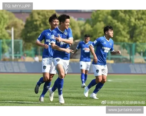 青岛双雄闪耀省运！一冠一亚书写足球新章
